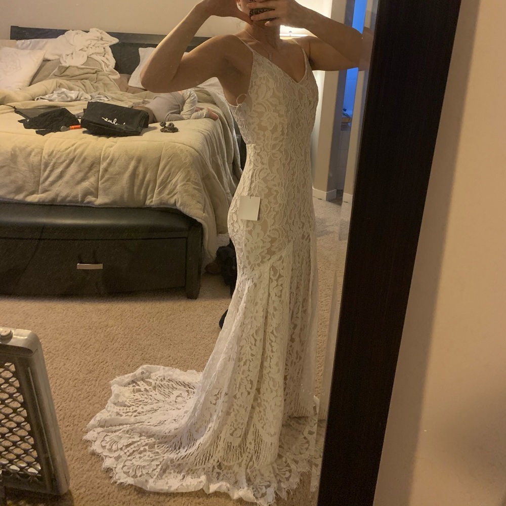 Wedding dress